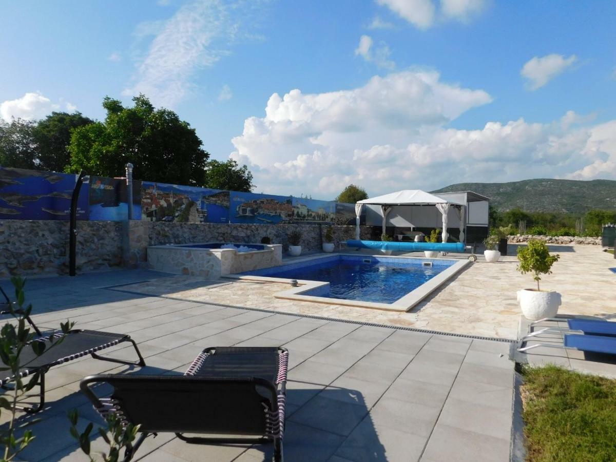 Vacation House Radosic Radosic  Extérieur photo
