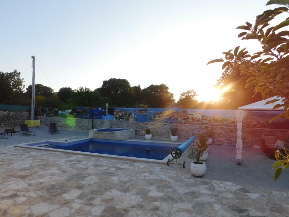 Vacation House Radosic Radosic  Extérieur photo